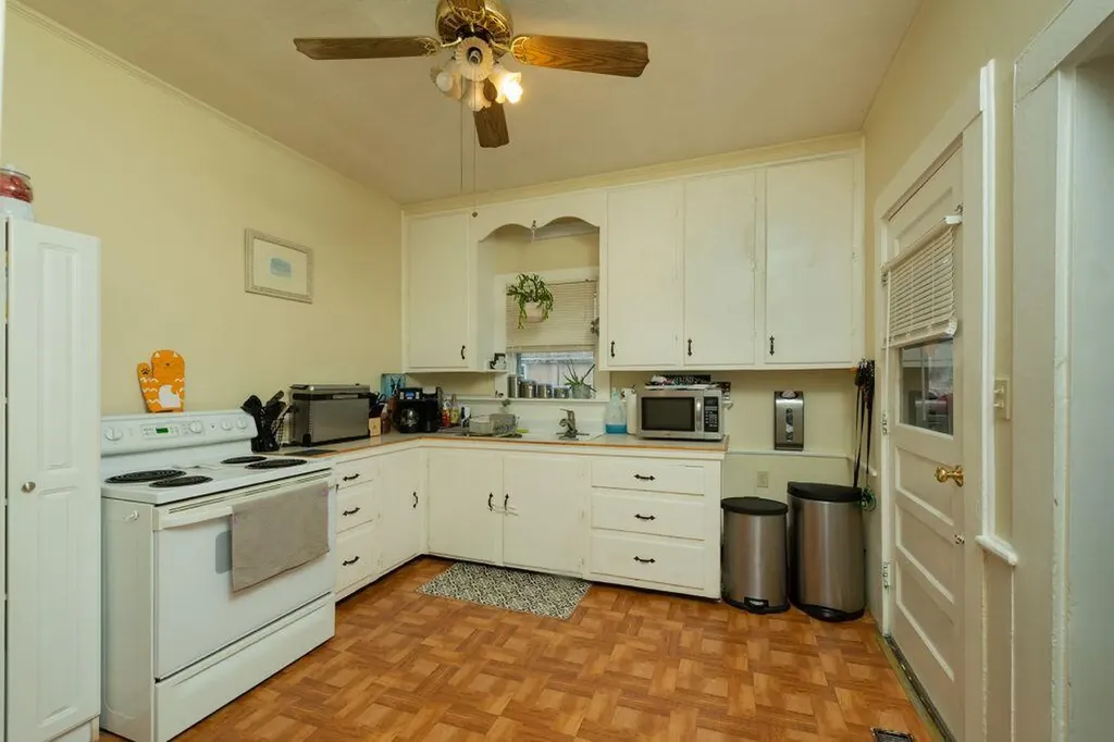 7 Akron Avenue South Berwick ME 03908