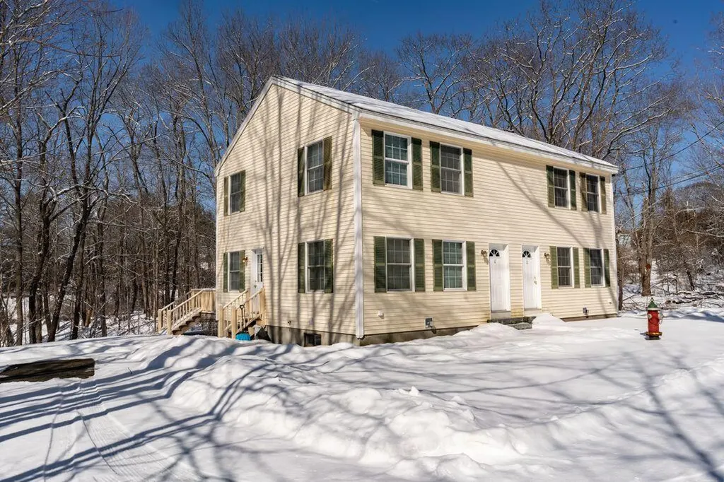 7 Akron Avenue South Berwick ME 03908
