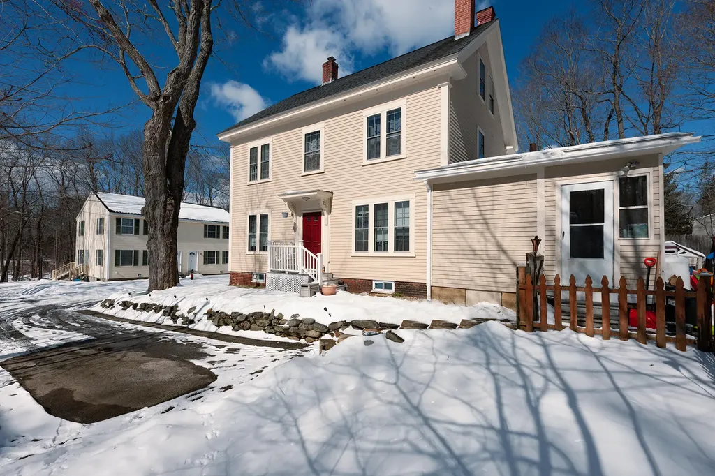 7 Akron Avenue South Berwick ME 03908