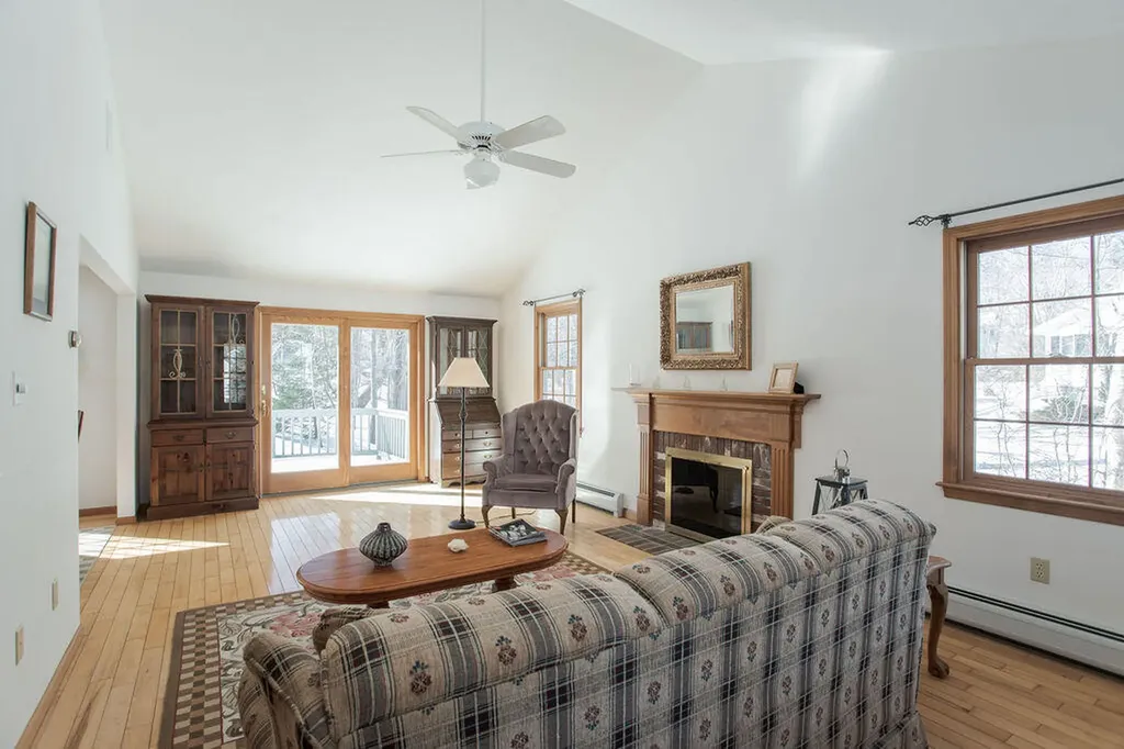 12 Tall Oaks Drive York ME 03909