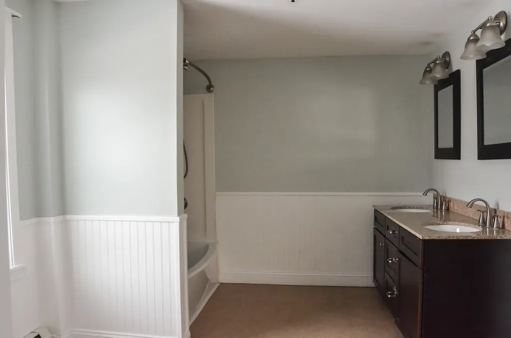 638 Riverside Drive Augusta ME 04330