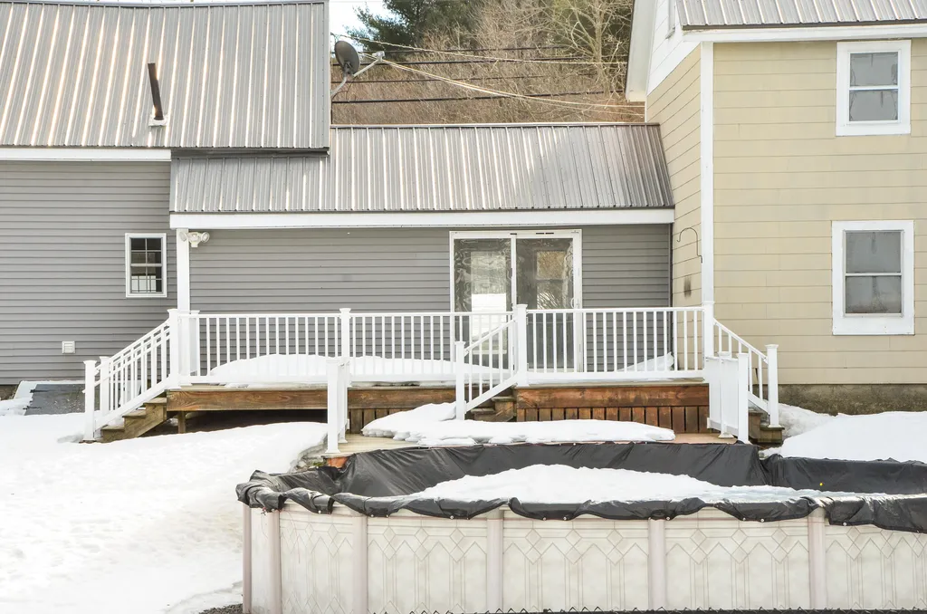 638 Riverside Drive Augusta ME 04330
