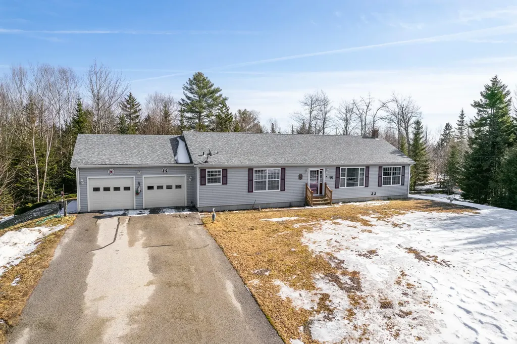 61 Catherine Avenue Ellsworth ME 04605