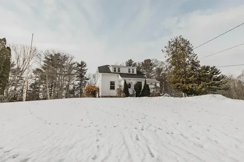 1066 Kenduskeag Avenue Bangor ME 04401