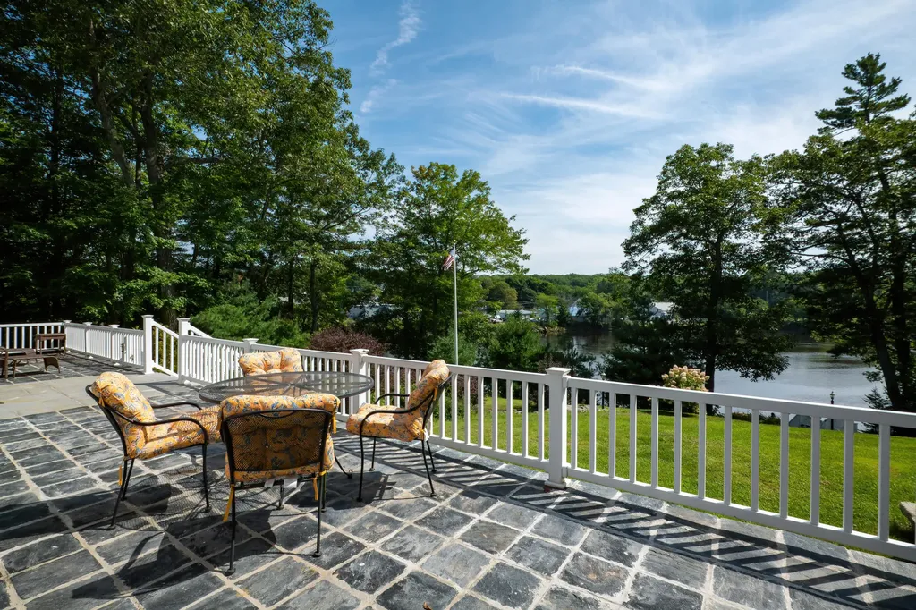 58 Laurel Street Ellsworth ME 04605