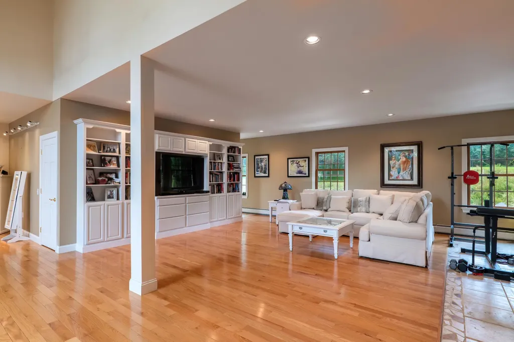 58 Laurel Street Ellsworth ME 04605