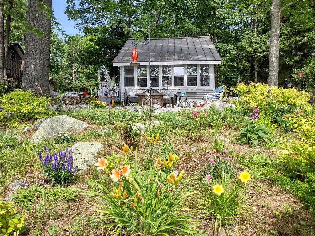 429 Brickett Point Estates Oakland ME 04963