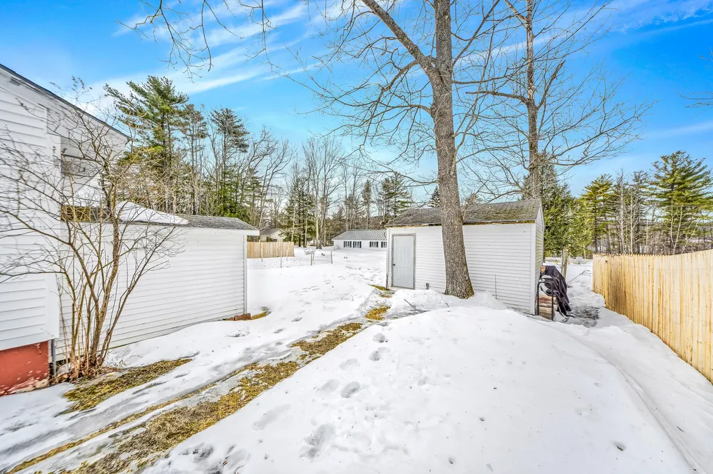 66 Hicks Road Augusta ME 04330
