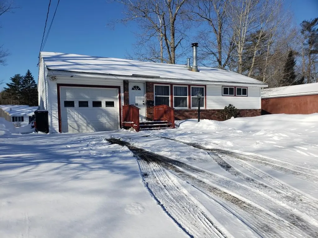 66 Hicks Road Augusta ME 04330