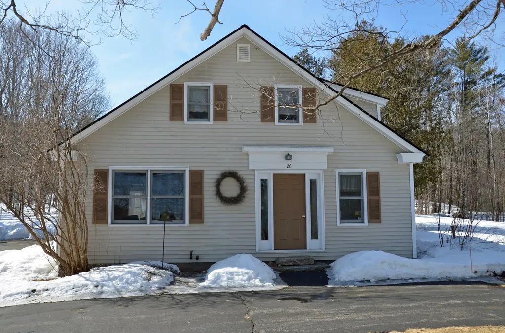 26 Country Club Road Norway ME 04268