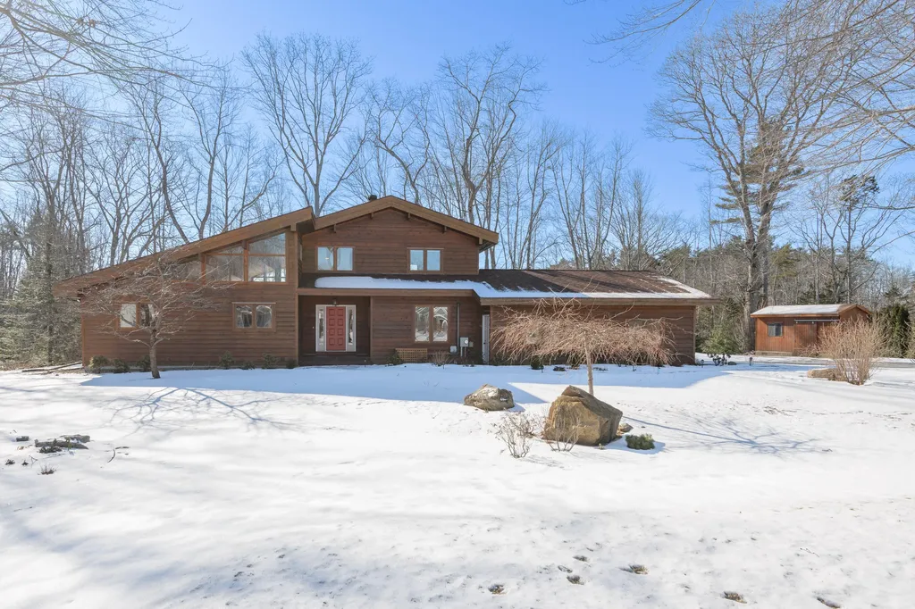 19 Reid Lane Kennebunkport ME 04046