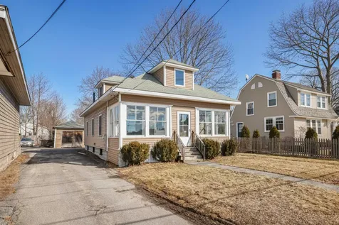1433 Forest Avenue Portland ME 04103