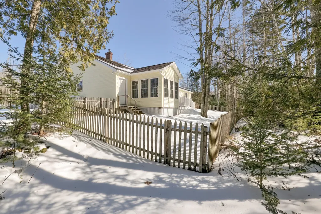 3 Stonehedge Drive Northport ME 04849