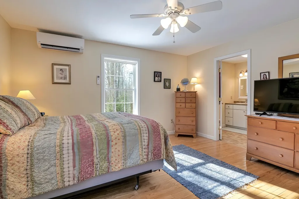 3 Stonehedge Drive Northport ME 04849