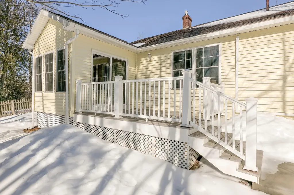 3 Stonehedge Drive Northport ME 04849
