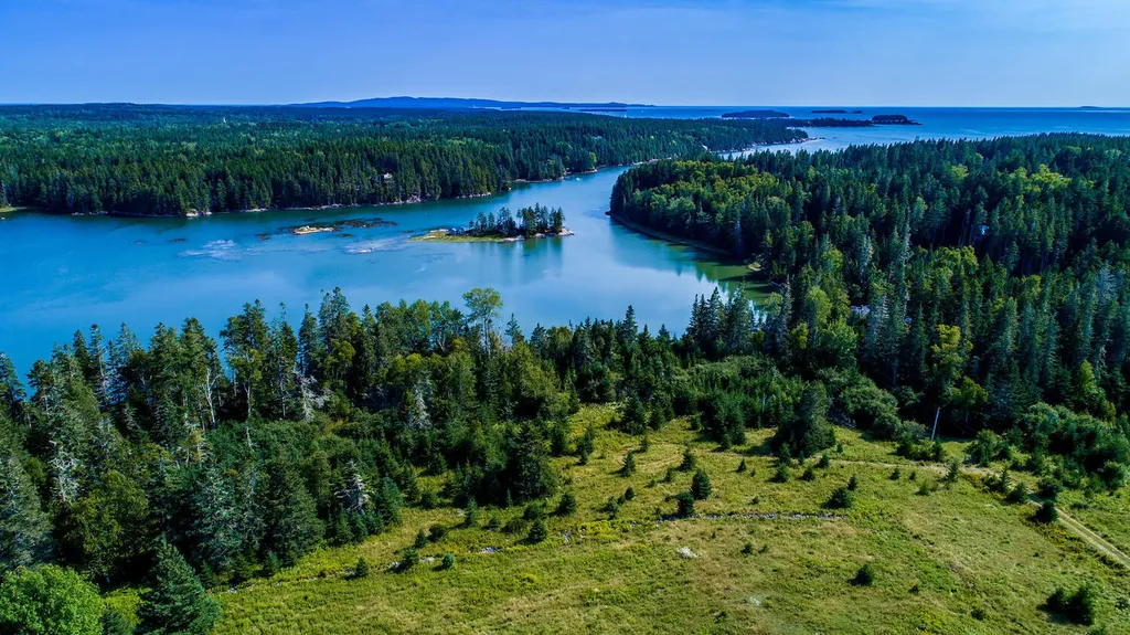 36 Fox Hollow Lane Deer Isle ME 04627