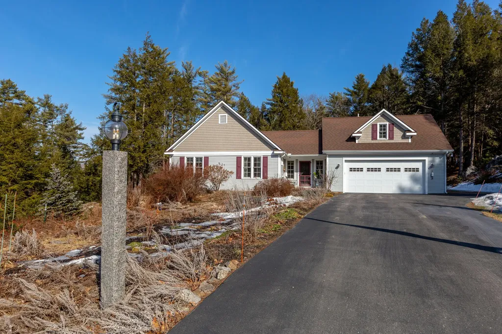 20 River Point Road Wiscasset ME 04578