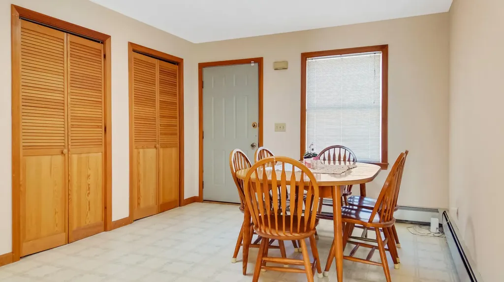 23 Sunflower Lane Sidney ME 04330