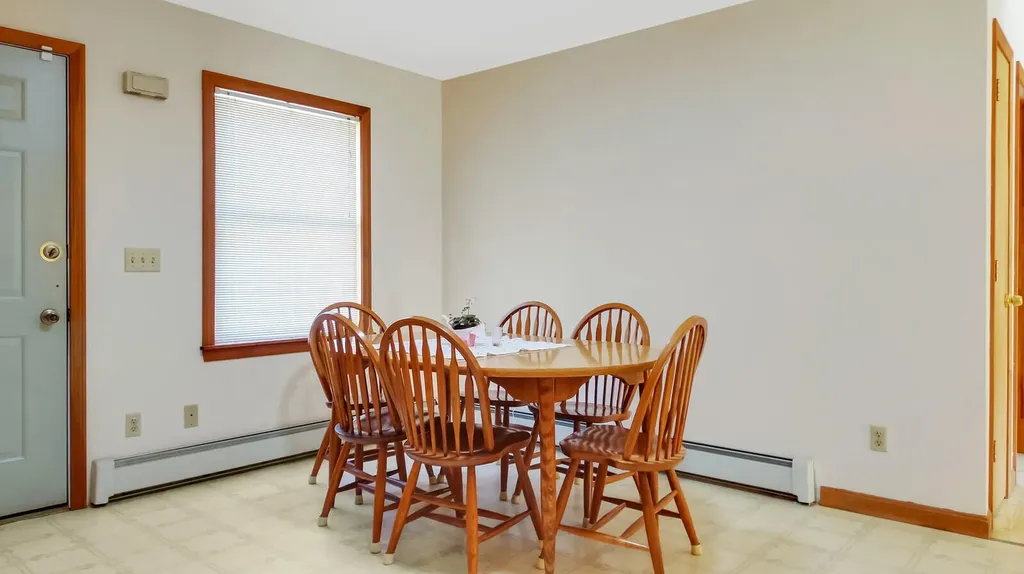 23 Sunflower Lane Sidney ME 04330