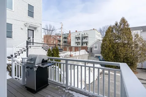 29 Tyng Street Portland ME 04102