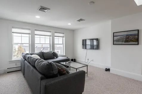 29 Tyng Street Portland ME 04102