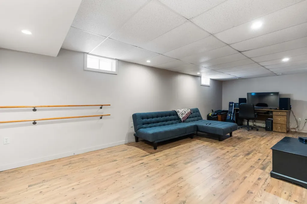 223 Prospect Street Westbrook ME 04092