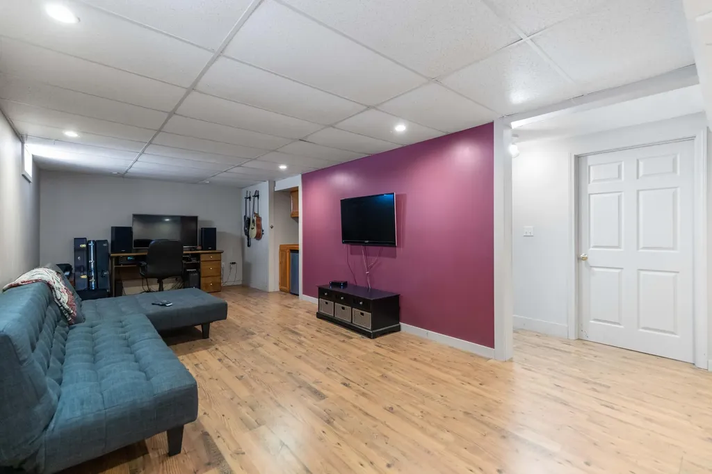 223 Prospect Street Westbrook ME 04092