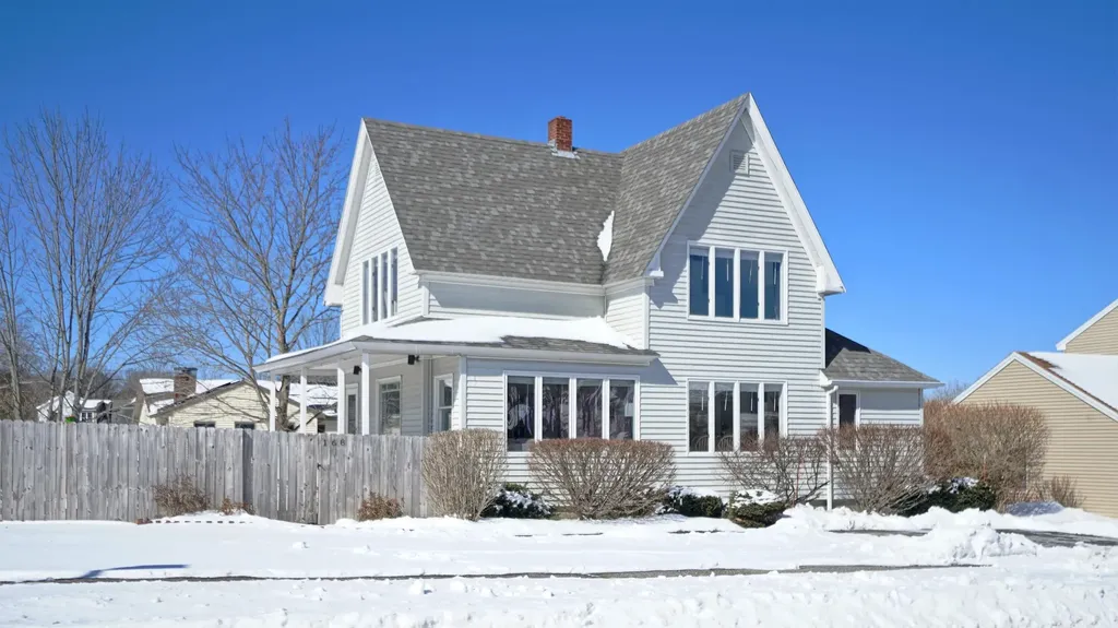 168 Curtis Road Portland ME 04103