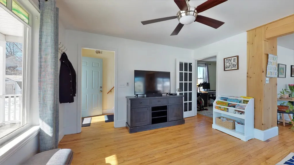 168 Curtis Road Portland ME 04103