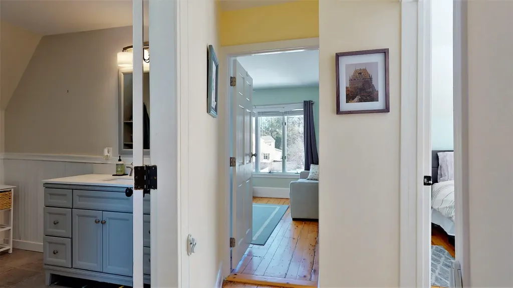 168 Curtis Road Portland ME 04103