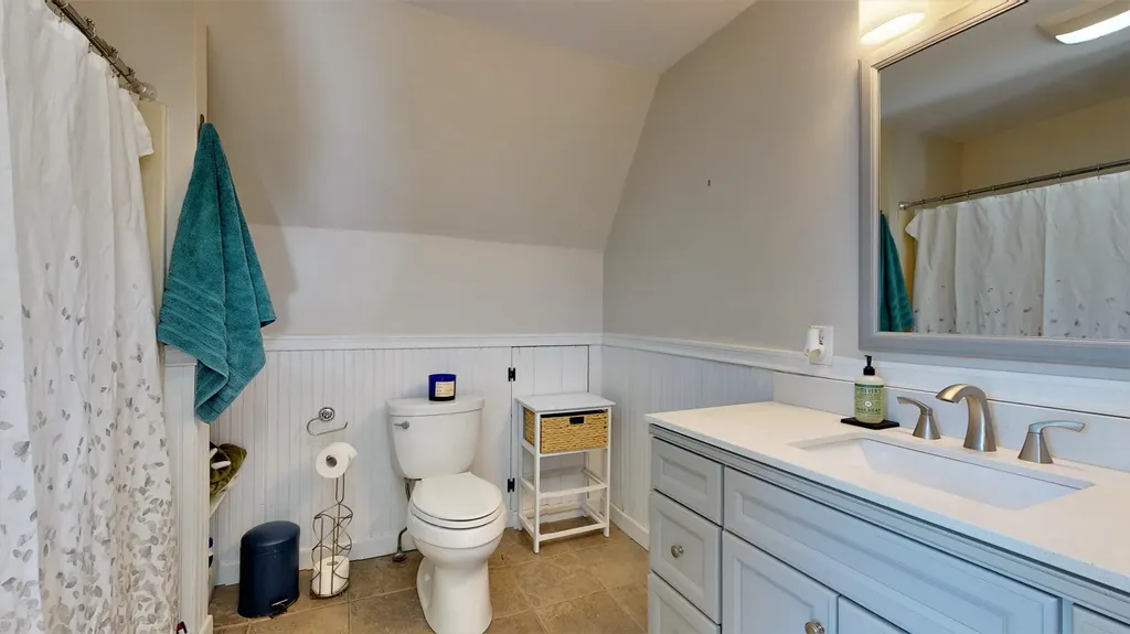 168 Curtis Road Portland ME 04103