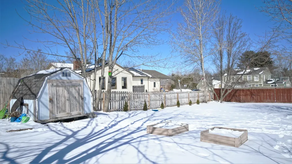 168 Curtis Road Portland ME 04103