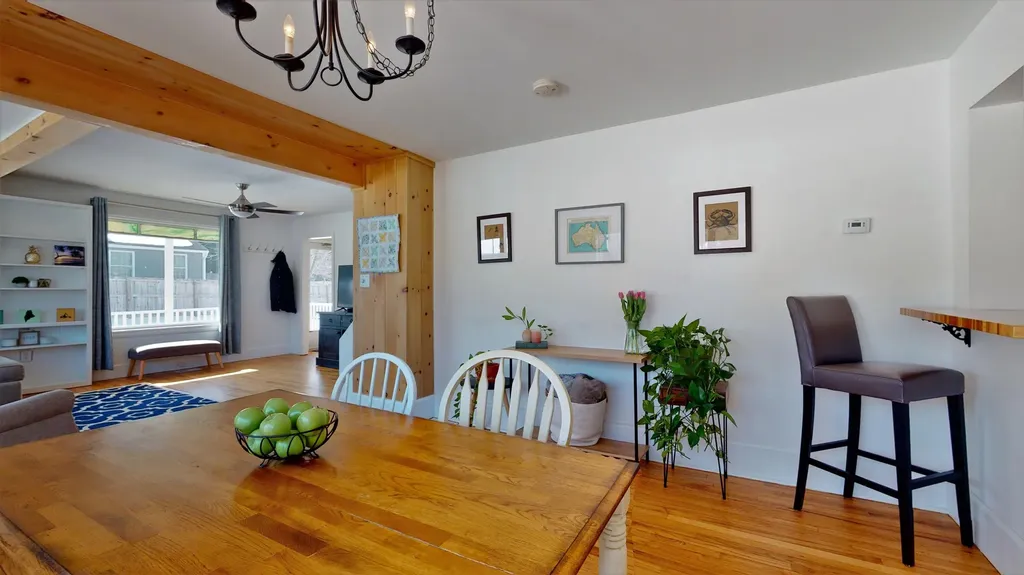 168 Curtis Road Portland ME 04103