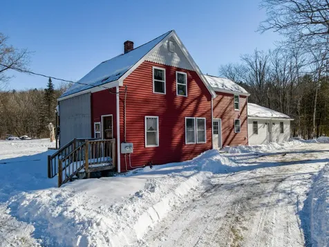 137 Cobbossee Road Monmouth ME 04259