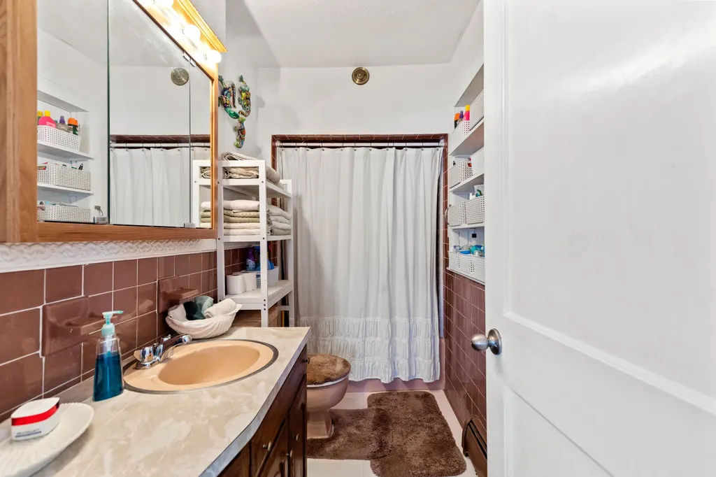 9 Brompton Street Sanford ME 04073