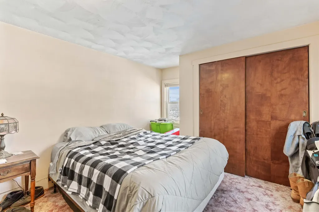 9 Brompton Street Sanford ME 04073