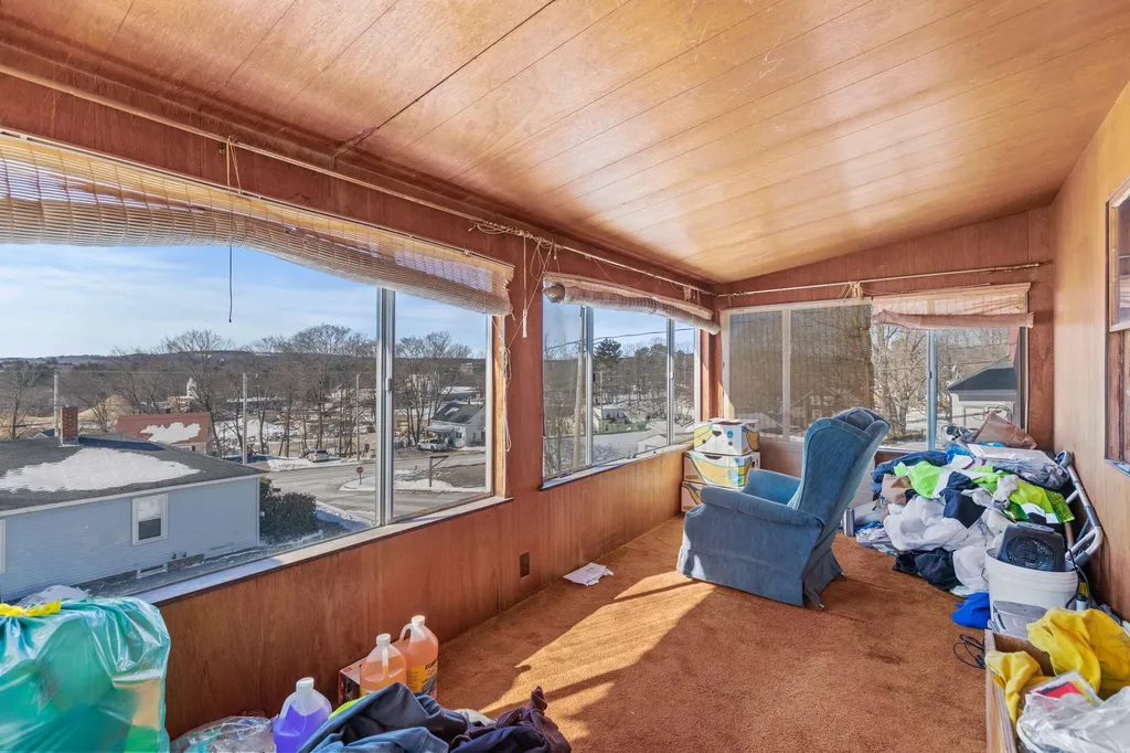 9 Brompton Street Sanford ME 04073