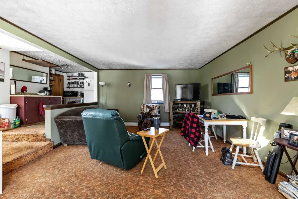 9 Brompton Street Sanford ME 04073