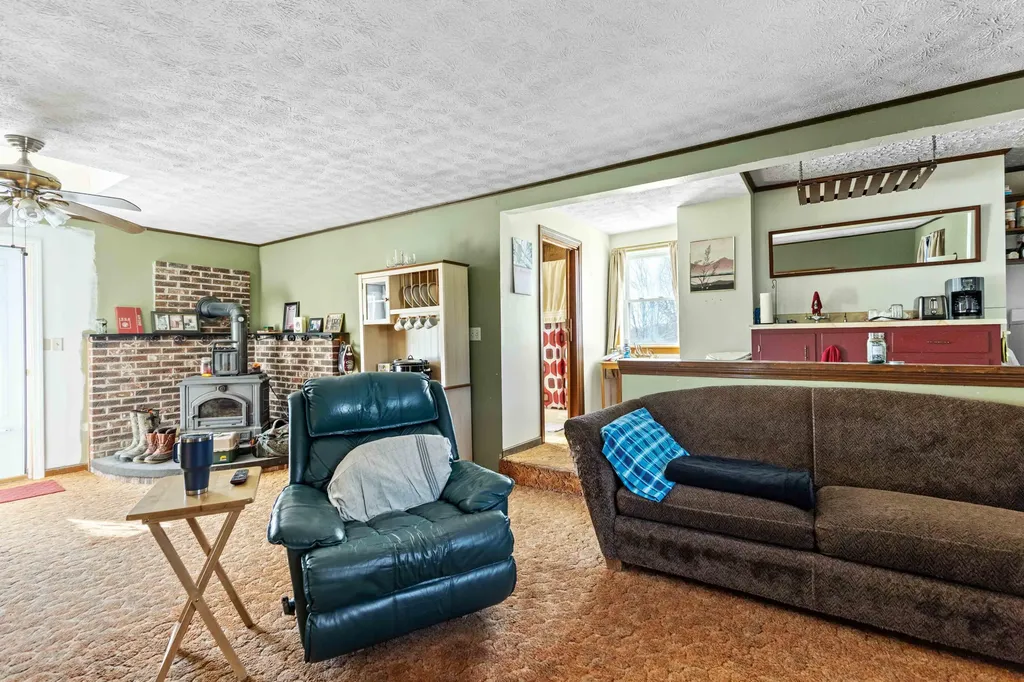 9 Brompton Street Sanford ME 04073