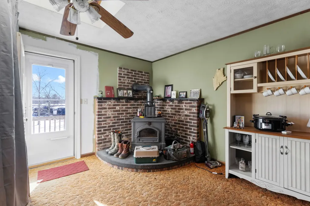 9 Brompton Street Sanford ME 04073