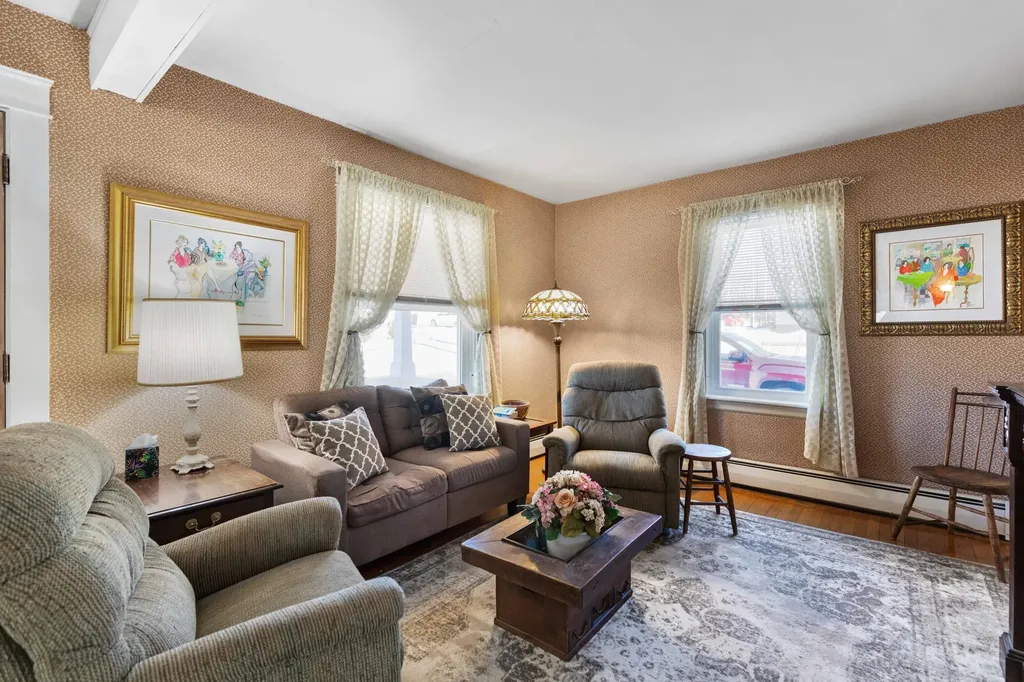 9 Brompton Street Sanford ME 04073