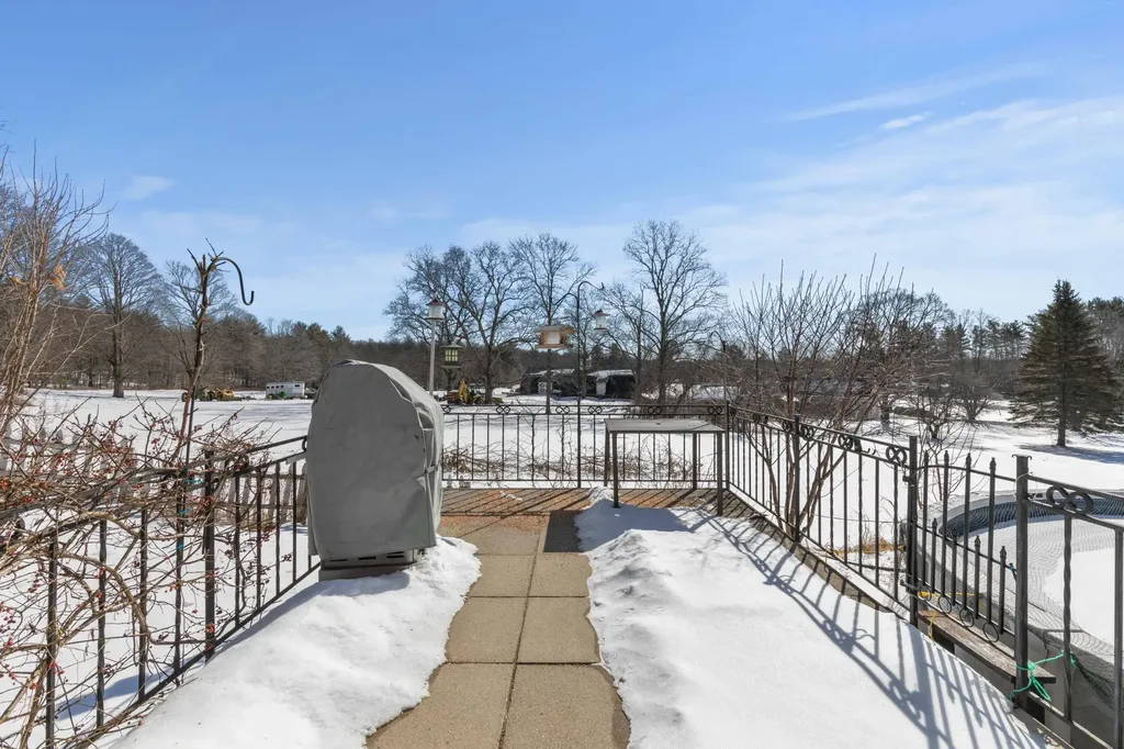 9 Brompton Street Sanford ME 04073