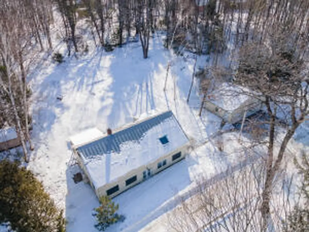 39 Cedar Village Place Oakland ME 04963