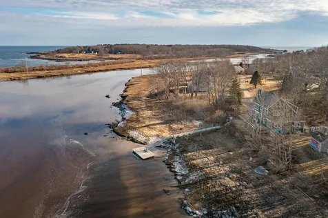 25 Kings Lane Kennebunkport ME 04046
