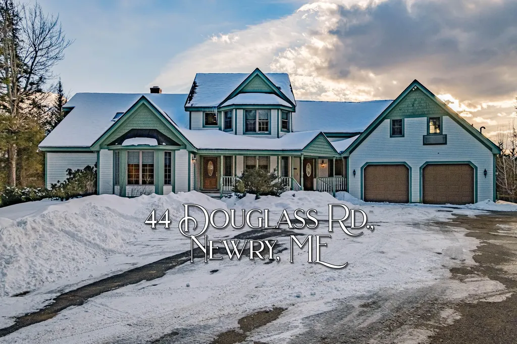44 Douglass Road Newry ME 04261