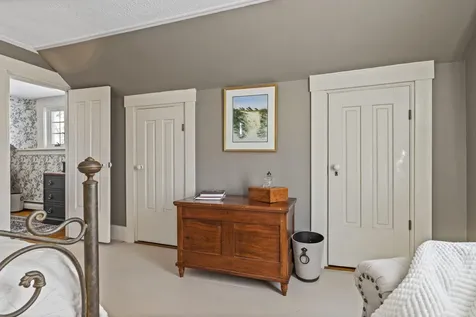11 Beach Avenue Kennebunk ME 04043