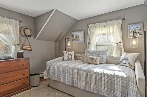 11 Beach Avenue Kennebunk ME 04043