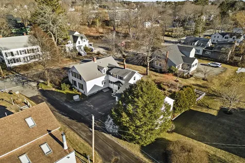 11 Beach Avenue Kennebunk ME 04043