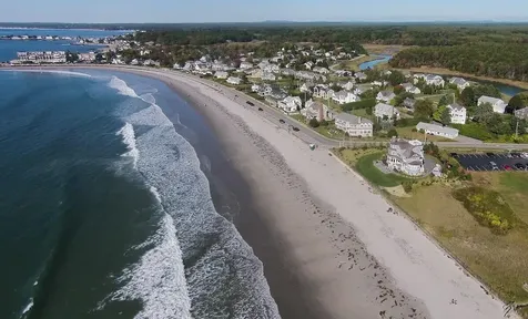 11 Beach Avenue Kennebunk ME 04043