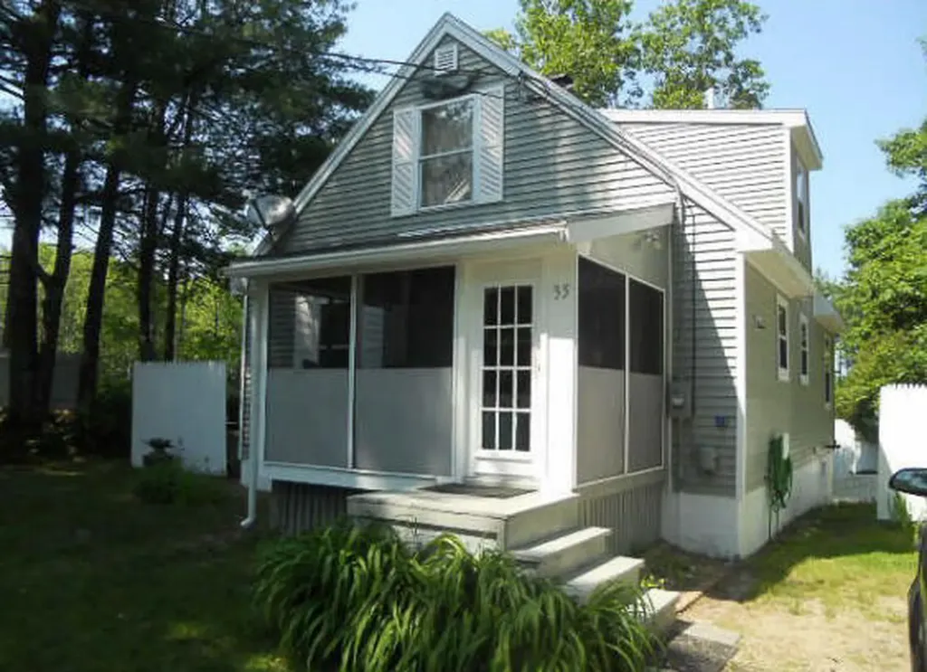 35 Ross Road Kennebunk ME 04043